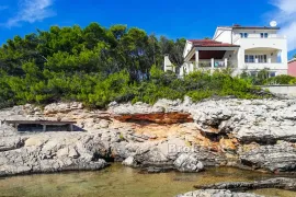 Vila u prvom redu do mora, Korčula, Famiglia