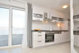 Apartmanska kuća s otvorenim pogledom na more, Zadar, Haus