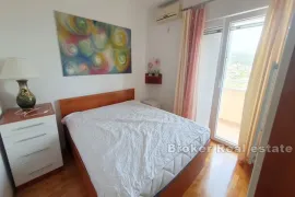 Atraktivna apartmanska kuća s pogledom na more, Split, بيت