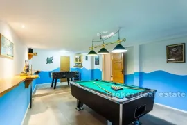 Apartmanska kuća prvi red do mora, Korčula, Дом