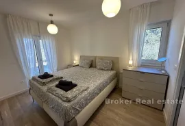 Dvoetažni stan s krovnom terasom u novogradnji, Zadar, Appartment