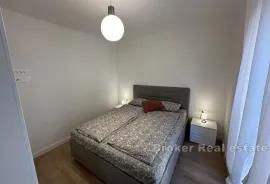 Dvoetažni stan s krovnom terasom u novogradnji, Zadar, Appartment