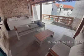 Renovirana kamena kuća s bazenom, Hvar, Casa