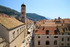 Komforan trosobni stan u staroj jezgri, Dubrovnik, Stan