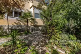 Bačvice - Stan na izuzetnoj lokaciji, Split, Apartamento