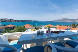 Potpuno nov, moderan, aparthotel, Trogir, Casa