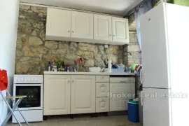 Prvi red do mora, kamena kuća na otoku u blizini Šibenika, na prodaju, Šibenik - Okolica, Casa