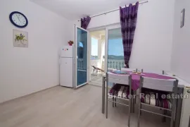 Apartmanska kuća, prvi red do mora, Šibenik, Famiglia