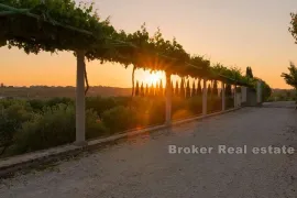 Suvremena vila s panoramskim pogledom na more, Zadar, Kuća