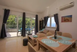 Apartmanska kuća prvi red do mora, Hvar, بيت