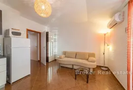 Apartmanska kuća blizu plaže, Murter, House