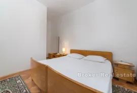 Apartmanska kuća blizu plaže, Murter, House