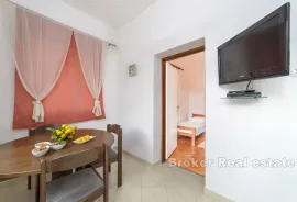 Apartmanska kuća blizu plaže, Murter, House