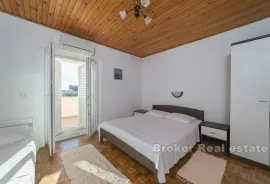 Apartmanska kuća blizu plaže, Murter, Famiglia