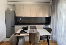 Moderno uređen apartman, Split, Flat