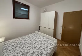 Komforan trosoban stan na mirnoj lokaciji, Trogir, Wohnung