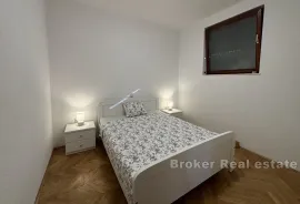 Komforan trosoban stan na mirnoj lokaciji, Trogir, Wohnung