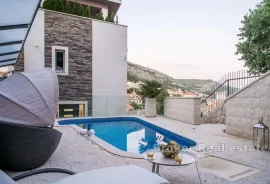 Izvanredna vila u neposrednoj blizini starog grada, Dubrovnik, Kuća