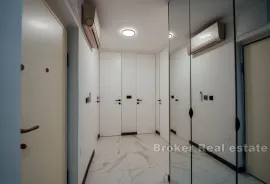 Moderan apartman na odličnoj lokaciji, Split, Διαμέρισμα