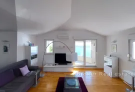 Penthouse s pogledom na more, Trogir, Διαμέρισμα