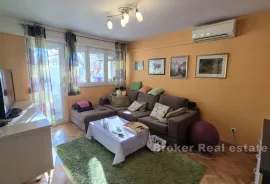 Namješten dvosobni stan, Split, Appartement