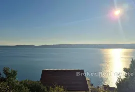 Građevinsko zemljište s pogledom na more, Omiš, Terreno