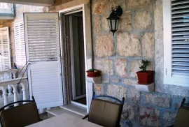 Renovirana kamena vila, na prodaju, Korčula, Haus