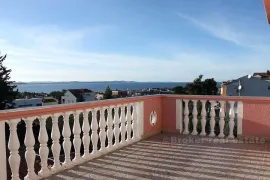 Vila na tri kata, na prodaju, Zadar, Ev