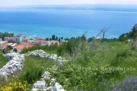 Građevinsko zemljište s pogledom na more, Omiš, Land