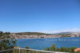 Apartmanska kuća s pogledom na more, Trogir, Haus