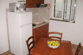 Apartmanska kuća s pogledom na more, Rab, Casa