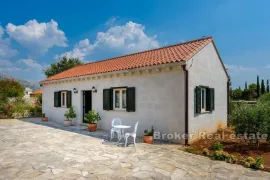 Kamena kuća s bazenom, Dubrovnik, Casa