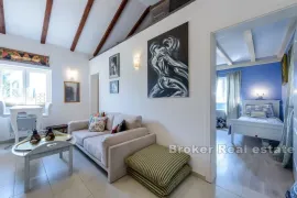 Kamena kuća s bazenom, Dubrovnik, Maison