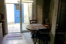 Potpuno renoviran stan, na prodaju, Trogir - Okolica, Casa