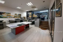 Firule, poslovni prostor u prizemlju, Split, Propiedad comercial