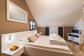 Aparthotel u centru grada, Zadar, Casa