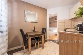 Aparthotel u centru grada, Zadar, بيت