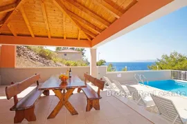 Apartmanska kuća prvi red do mora, Korčula, Дом