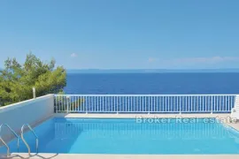 Apartmanska kuća prvi red do mora, Korčula, Дом