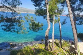 Kuća prvi red do mora, Trogir, Maison