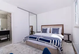 Luksuzan penthouse s pogledom na more, Trogir, Kвартира