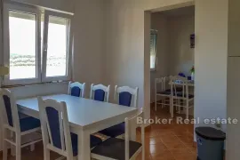 Četverosoban stan s pogledom na more, Trogir, Appartamento