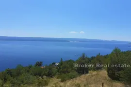 Građevinsko zemljište s panoramskim pogledom na more, Omiš, Terra