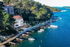 Dubrovnik, prvi red do mora, stan s tri spavaće sobe, Dubrovnik, Wohnung