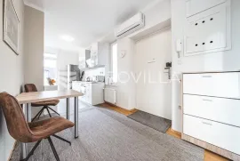 Zagreb, Donji grad, prekrasan trosoban stan NKP 60 m2, Zagreb, Appartement