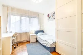 Zagreb, Maksimir, funkcionalan trosoban stan 64 m2, Zagreb, Apartamento