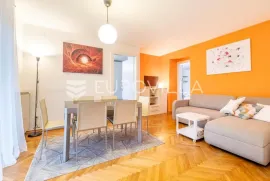 Zagreb, Maksimir, funkcionalan trosoban stan 64 m2, Zagreb, Apartamento