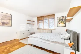 Zagreb, Maksimir, funkcionalan trosoban stan 64 m2, Zagreb, Apartamento