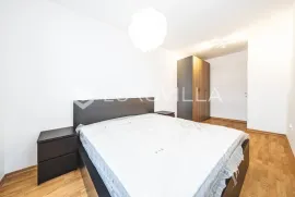 Zagreb, Špansko, moderan dvosoban stan, PRVI NAJAM, parking u garaži, Zagreb, Apartamento