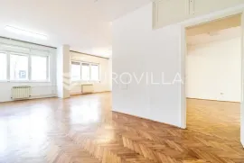 Zagreb, Donji grad, poslovni prostor uredske namjene 146 m2 u visokom prizemlju, Zagreb, Propriedade comercial